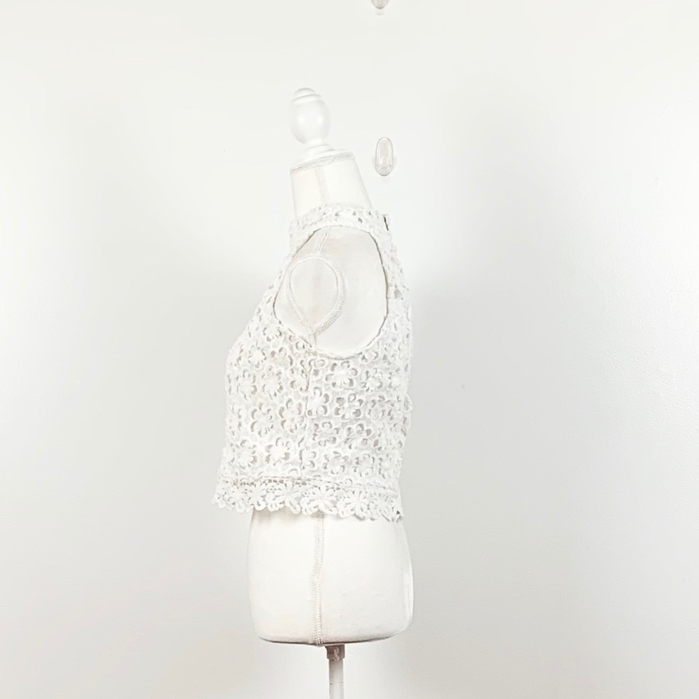 White Romantic lace Top Love letter collection - Picture 2 of 5